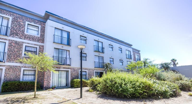 2 Bedroom Property for Sale in Milnerton Central Western Cape